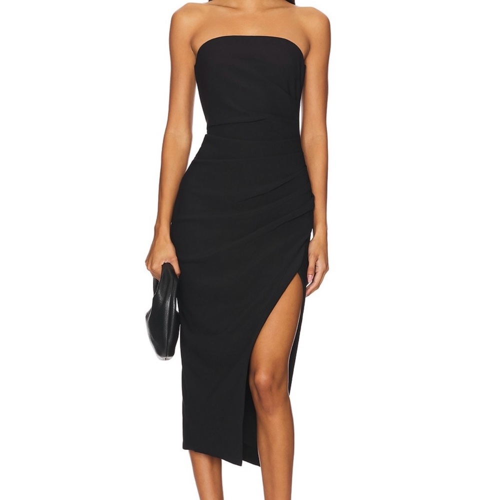 Elliatt Black Strapless Midi Dress
